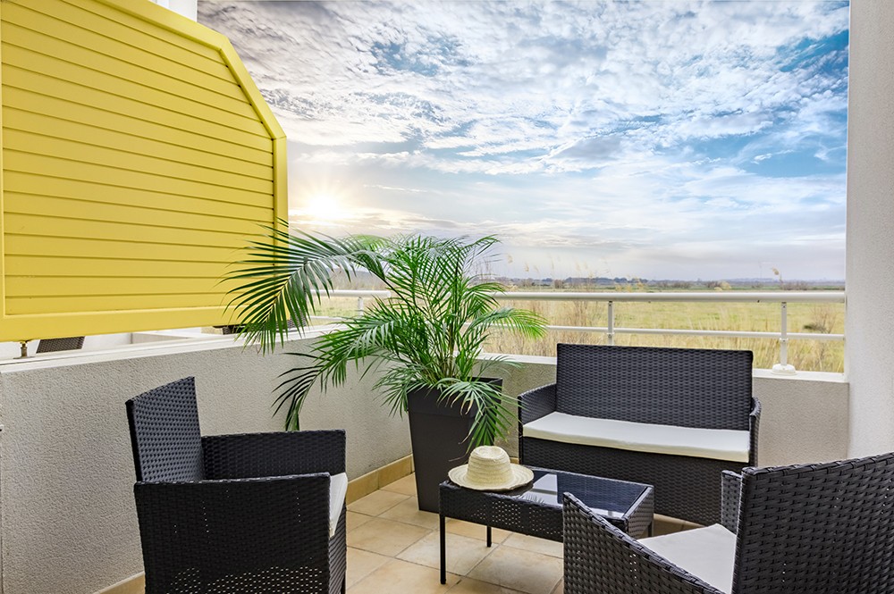 Balcony of a room at Natureva Spa